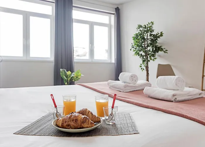 Amazing In Downtown By Lovelystay Porto
