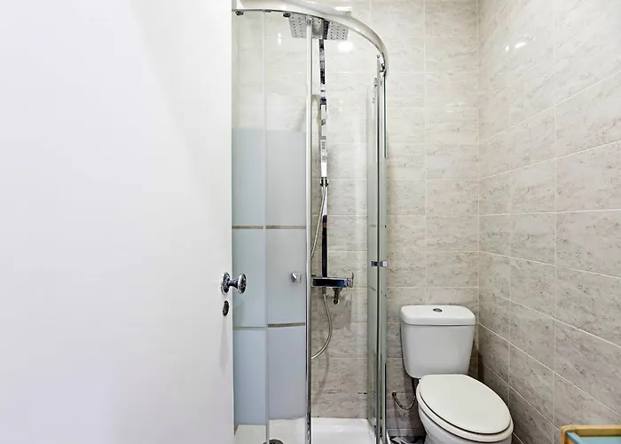 Amazing In Downtown By Lovelystay