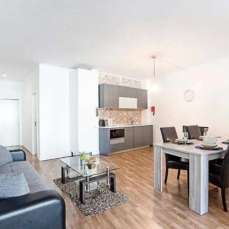 Amazing In Downtown By Lovelystay * Порту